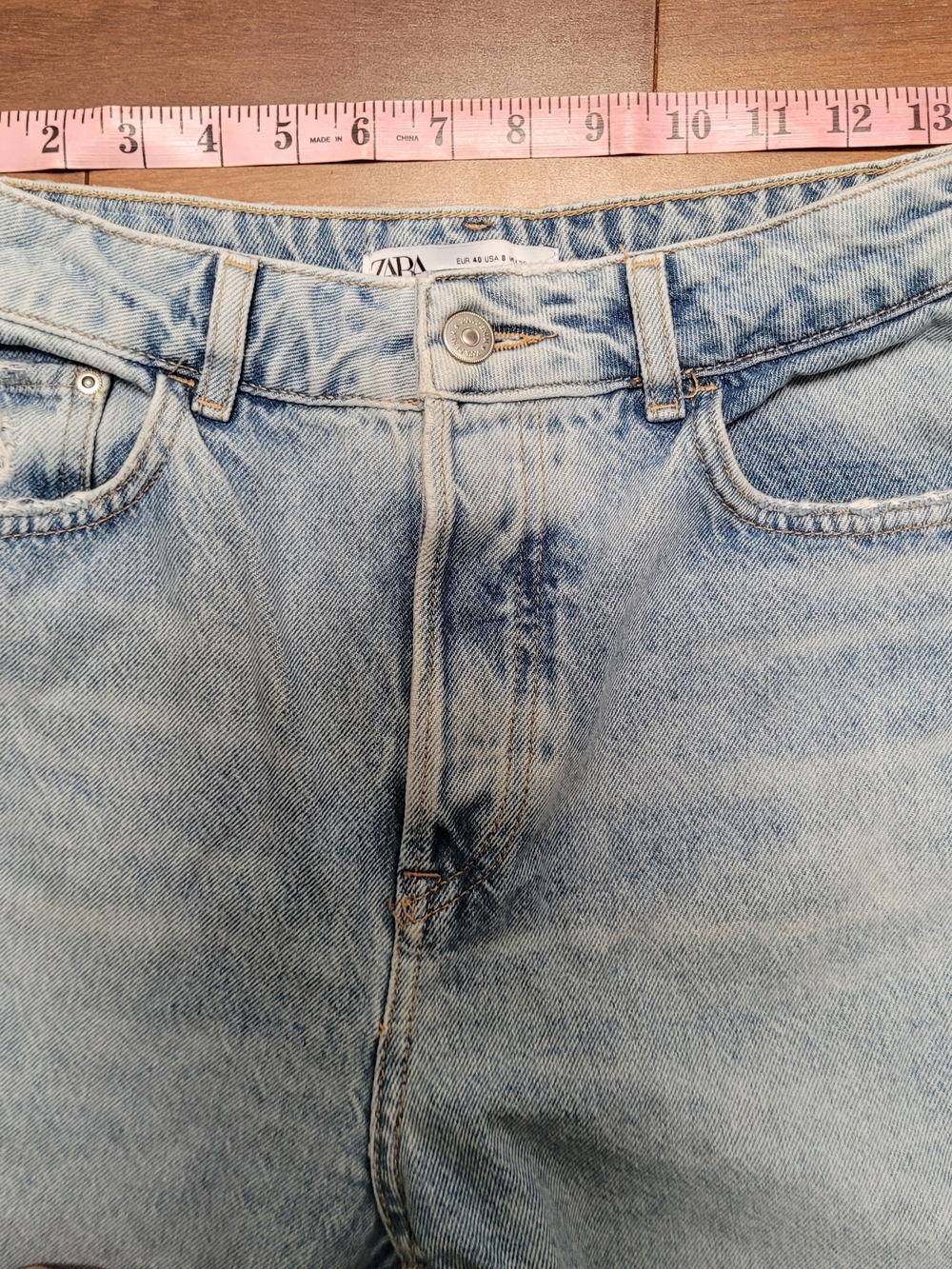 Zara Denim Jeans Straight Leg High Waisted Button Up Raw Hem Light Distressed 8 - Picture 9 of 14